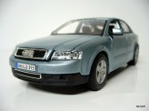 MAISTO 1:24 Audi A4