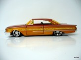 MAISTO 1:26 Ford Starliner 1960 