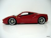 BBURAGO 1:18 Ferrari 488 GTB