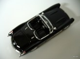 MAISTO 1:18 Chevrolet Corvette 1957