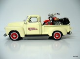 MAISTO 1:25 Chevrolet 3100 Pickup 1950