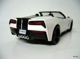 MAISTO 1:24 Chevrolet Corvette Stingray 2014