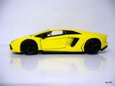 MAISTO 1:24 Lamborghini Aventador LP 700-4