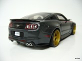 MAISTO 1:24 Ford Mustang Street Racer 2014