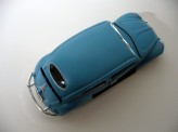 MAISTO 1:24 Volkswagen Beetle