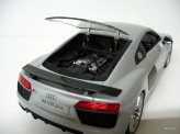 MAISTO 1:18 Audi R8 V10 Plus 2015