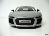 MAISTO 1:18 Audi R8 V10 Plus 2015