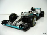 BBURAGO 1:18 Mercedes Benz F1 W07 Hybrid