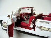 MOTOR MAX 1:18 Chevrolet Impala Cabriolet 1960