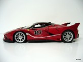 BBURAGO 1:18 Ferrari FXX K