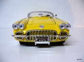 MOTOR MAX 1:18 Chevrolet Corvette Cabriolet 1958