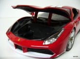 BBURAGO 1:18 Ferrari 488 GTB