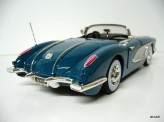 MOTOR MAX 1:18 Ford Chevrolet Corvette 1958